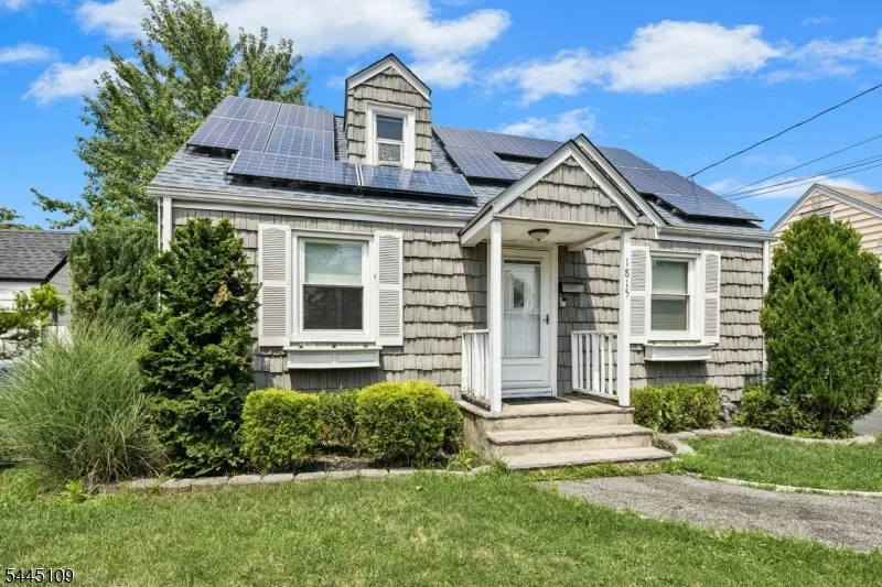 Unit for sale at 1815 N Stiles St, Linden City, NJ 07036-5430