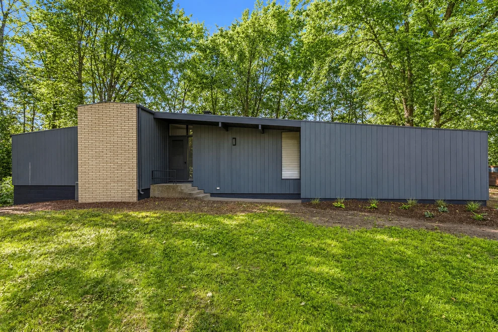 Unit for sale at 401 E George Huff Drive, Urbana, IL 61801