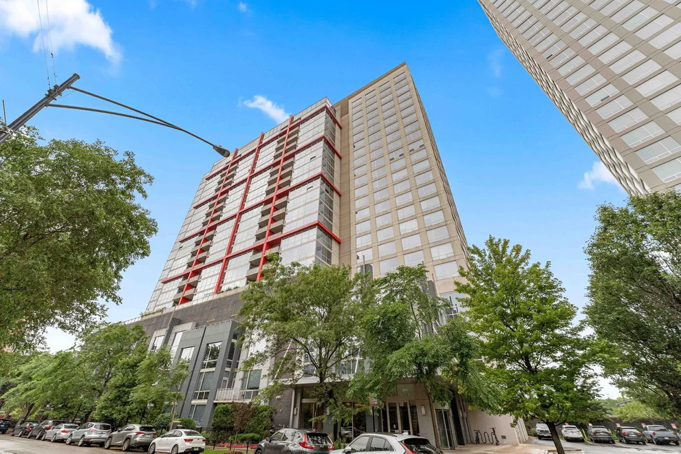 Unit for sale at 1841 S CALUMET Avenue, Chicago, IL 60616