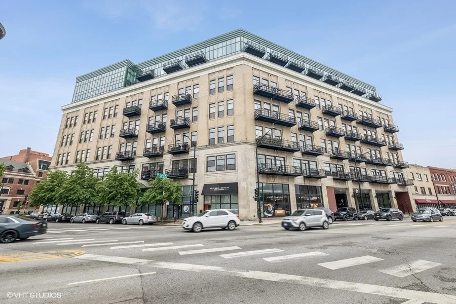 Unit for sale at 1645 W Ogden Avenue, Chicago, IL 60612