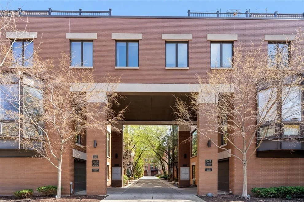 Unit for sale at 1447 N CLEVELAND Avenue, Chicago, IL 60610