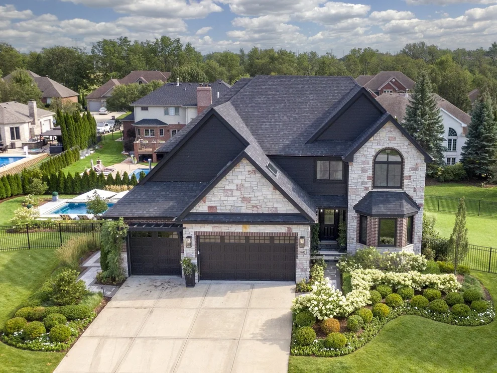 Unit for sale at 20642 Orchard Court, Frankfort, IL 60423