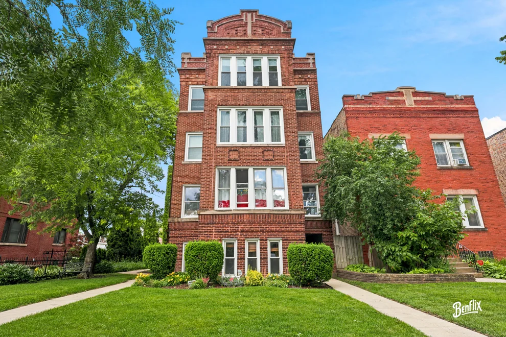 Unit for sale at 3727 N Keeler Avenue, Chicago, IL 60641