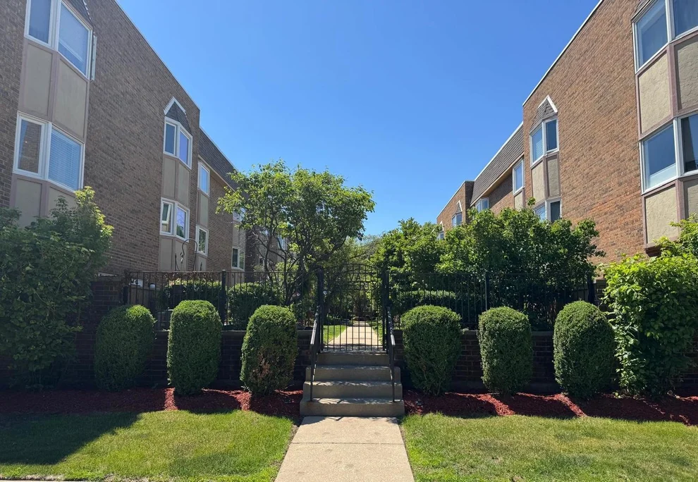 Unit for sale at 7230 Washington Boulevard, Forest Park, IL 60130