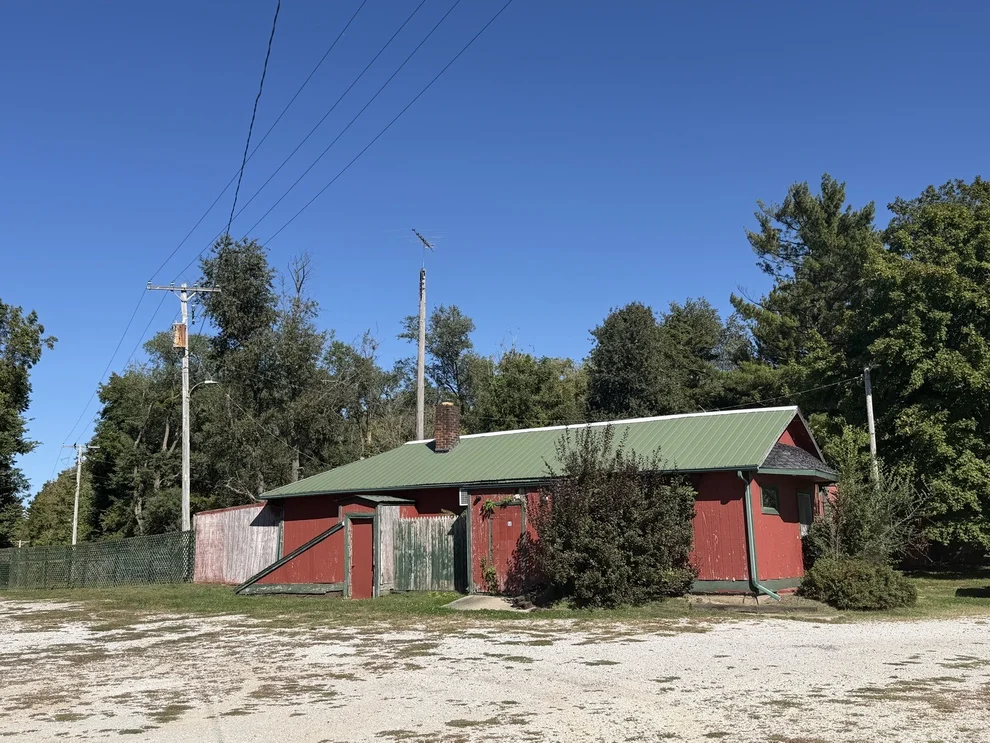 Unit for sale at 1500 E US Highway 36, Camargo, IL 61919