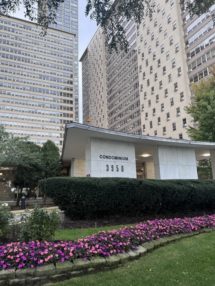 Unit for sale at 3950 N LAKE SHORE Drive, Chicago, IL 60613