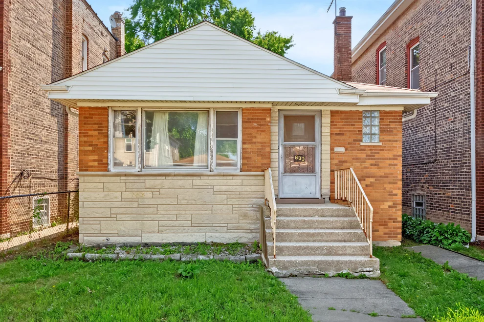 Unit for sale at 833 N Keeler Avenue, Chicago, IL 60651