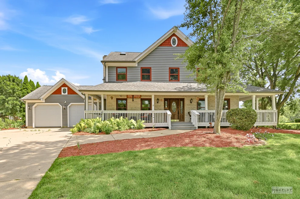 Unit for sale at 925 Merrill New Road, Sugar Grove, IL 60554