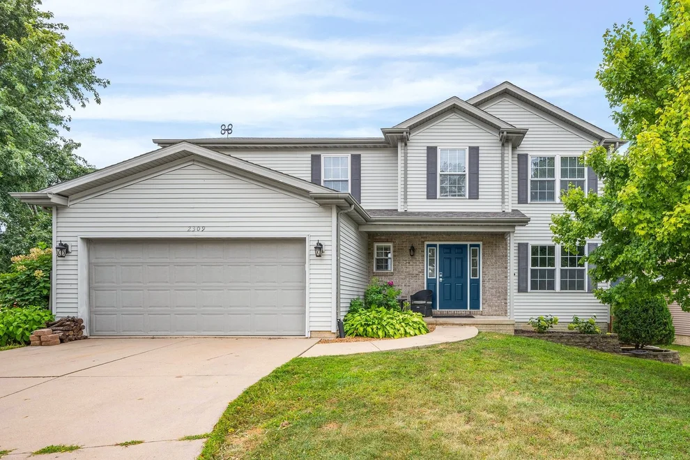 Unit for sale at 2309 Savanna Road, Bloomington, IL 61705