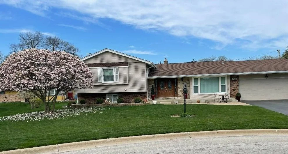 Unit for sale at 462 Mulberry Lane, Wood Dale, IL 60191