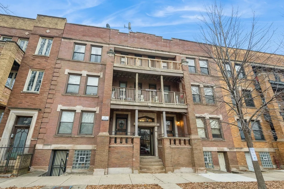Unit for sale at 5014 S Prairie Avenue, Chicago, IL 60615