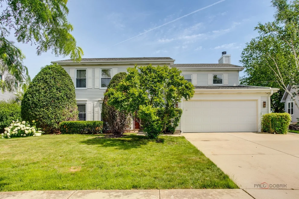 Unit for sale at 410 Lamont Terrace, Buffalo Grove, IL 60089