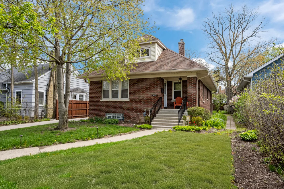 Unit for sale at 1433 GLENCOE Avenue, Highland Park, IL 60035