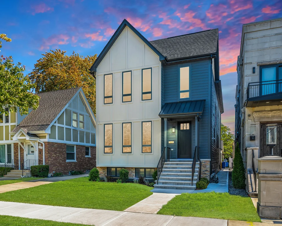 Unit for sale at 6305 N Keeler Avenue, Chicago, IL 60646