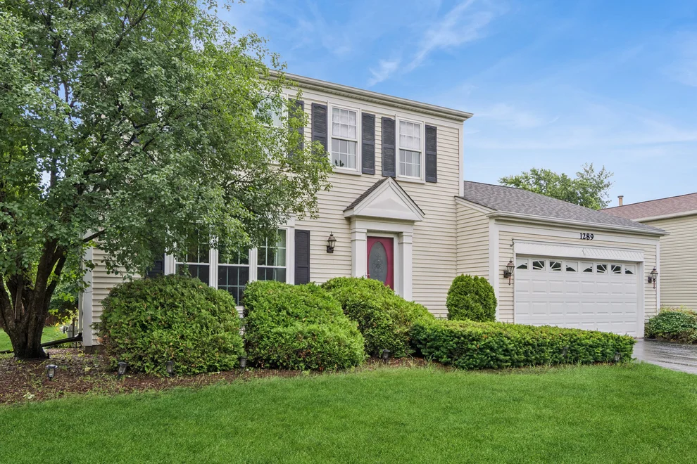 Unit for sale at 1289 Narragansett Drive, Carol Stream, IL 60188