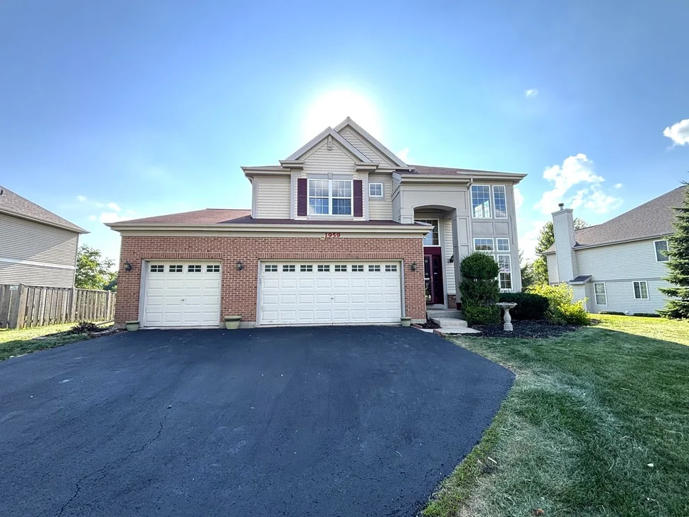 Unit for sale at 1959 Country Hills Drive, Yorkville, IL 60560