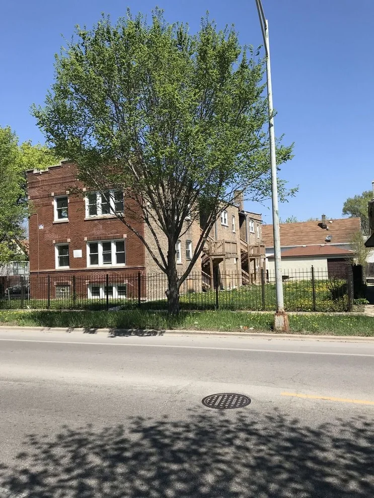 Unit for sale at 2248 W 67th Street, Chicago, IL 60636