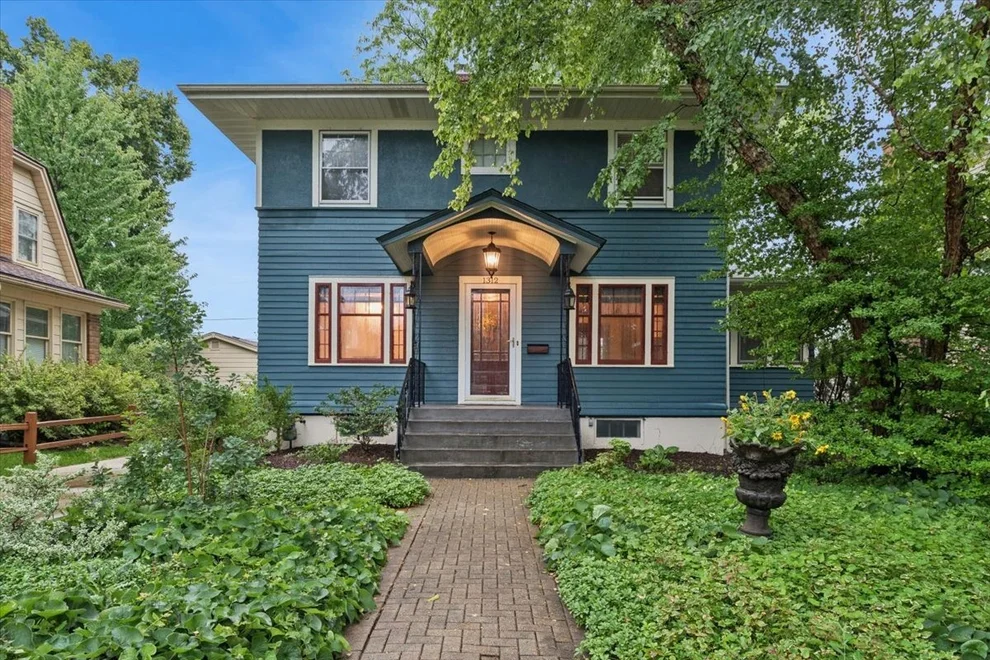 Unit for sale at 1312 S 3rd Street, St. Charles, IL 60174