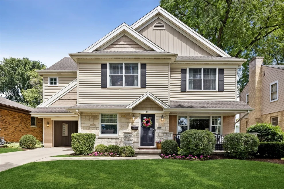 Unit for sale at 575 S Fern Avenue, Elmhurst, IL 60126