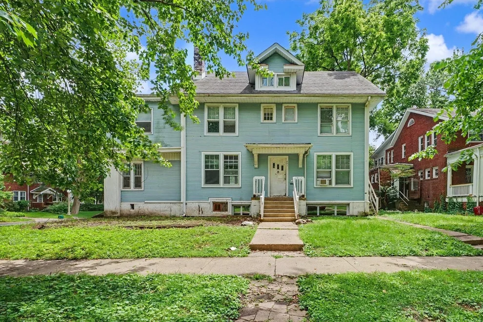 Unit for sale at 801 W Nevada Street, Urbana, IL 61801