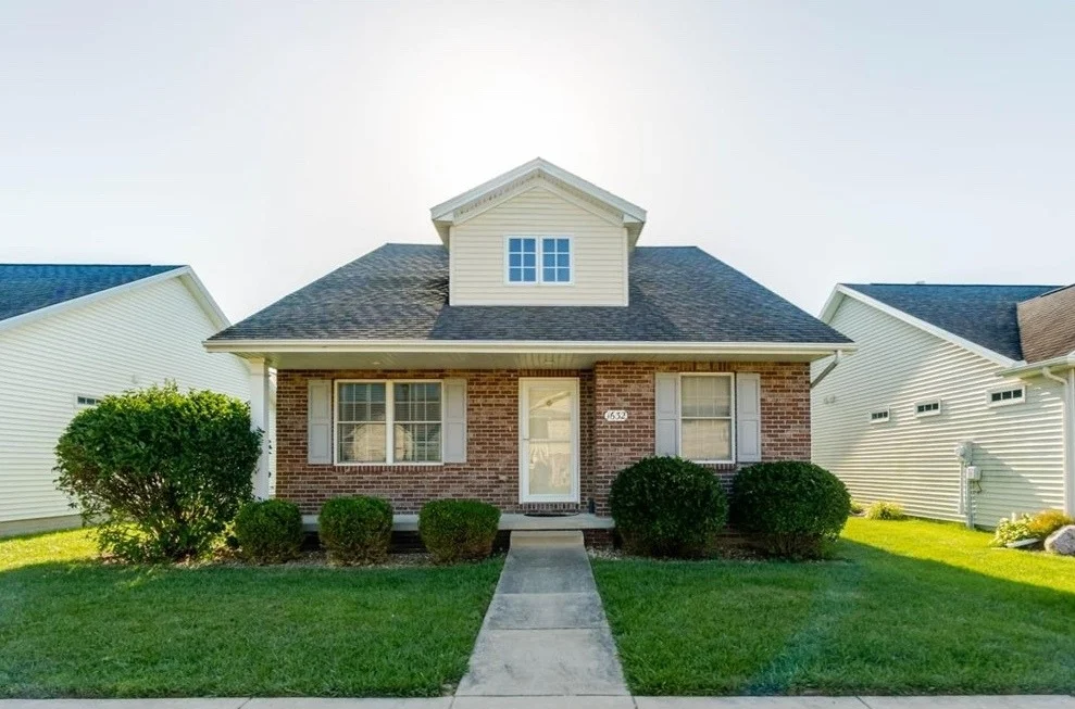 Unit for sale at 1632 Belclare Road, Normal, IL 61761