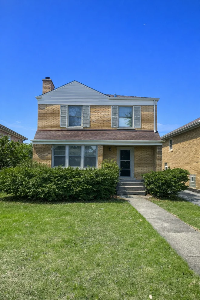 Unit for sale at 10126 S Oakley Avenue, Chicago, IL 60643