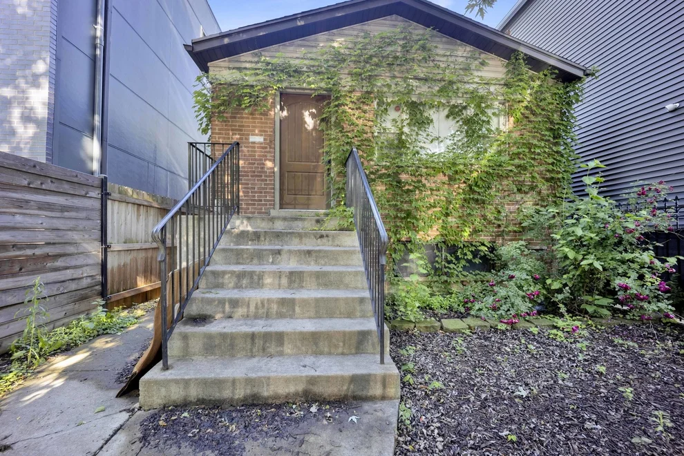 Unit for sale at 1746 N Albany Avenue, Chicago, IL 60647