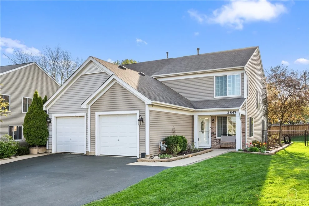 Unit for sale at 2847 Sorrel Row, Lake In The Hills, IL 60156