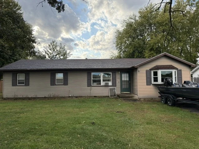 Unit for sale at 1108 Sunset Drive, Wilmington, IL 60481