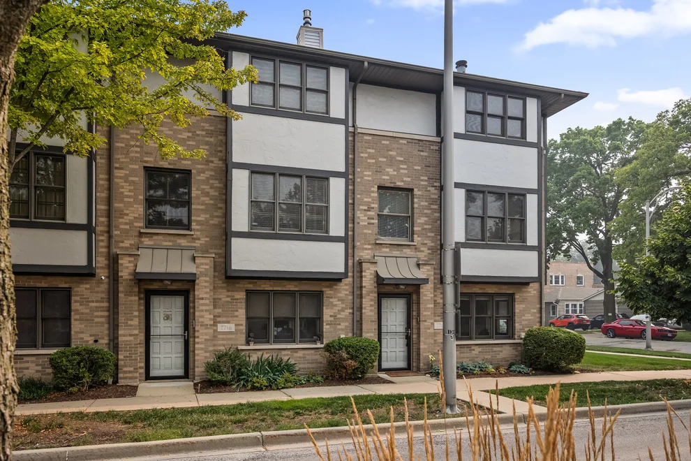 Unit for sale at 7718 Harvard Street, Forest Park, IL 60130