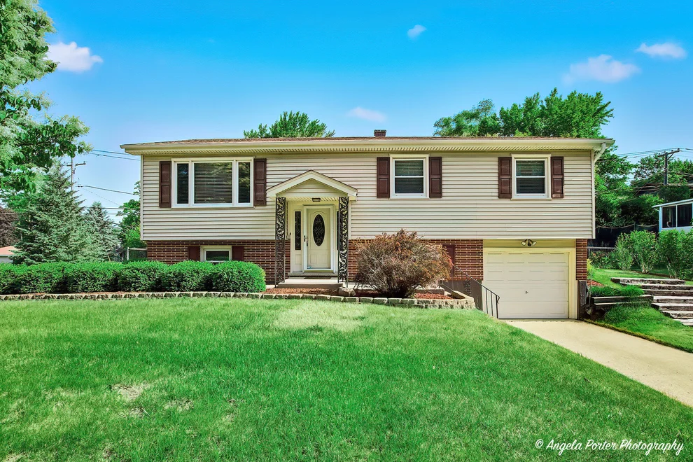 Unit for sale at 2208 Algonquin Road, Fox River Grove, IL 60021