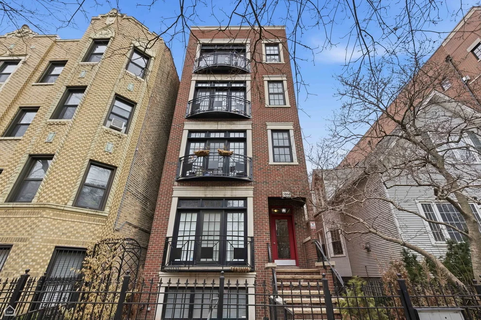 Unit for sale at 3504 N Fremont Street, Chicago, IL 60657
