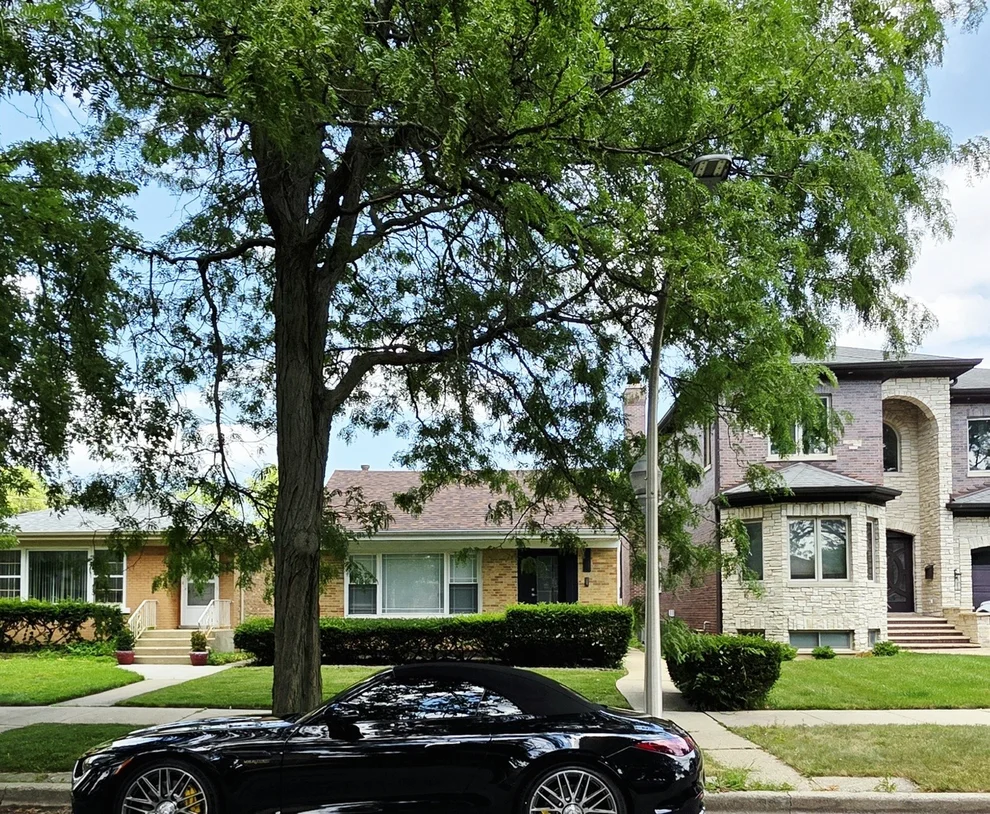 Unit for sale at 6311 N Kedvale Avenue, Chicago, IL 60646
