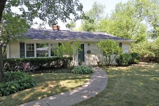 Unit for sale at 616 Spruce Street, GLENVIEW, IL 60025