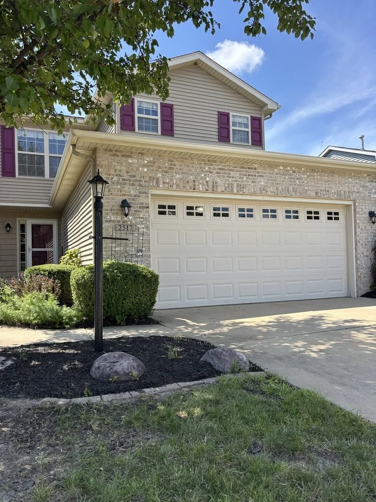 Unit for sale at 2517 PEMBROOK Point, Champaign, IL 61821