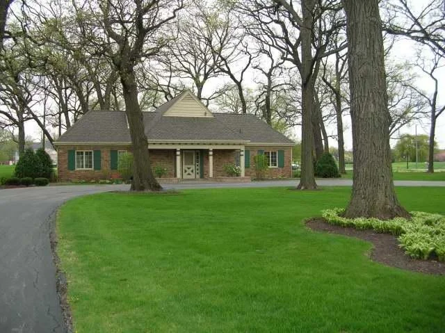 Unit for sale at 1000 Prestwick Drive, Frankfort, IL 60423
