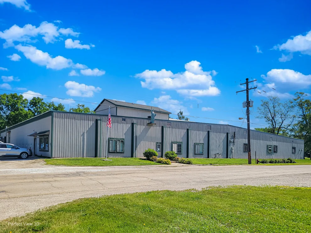 Unit for sale at 375 Commercial Avenue, Marseilles, IL 61341