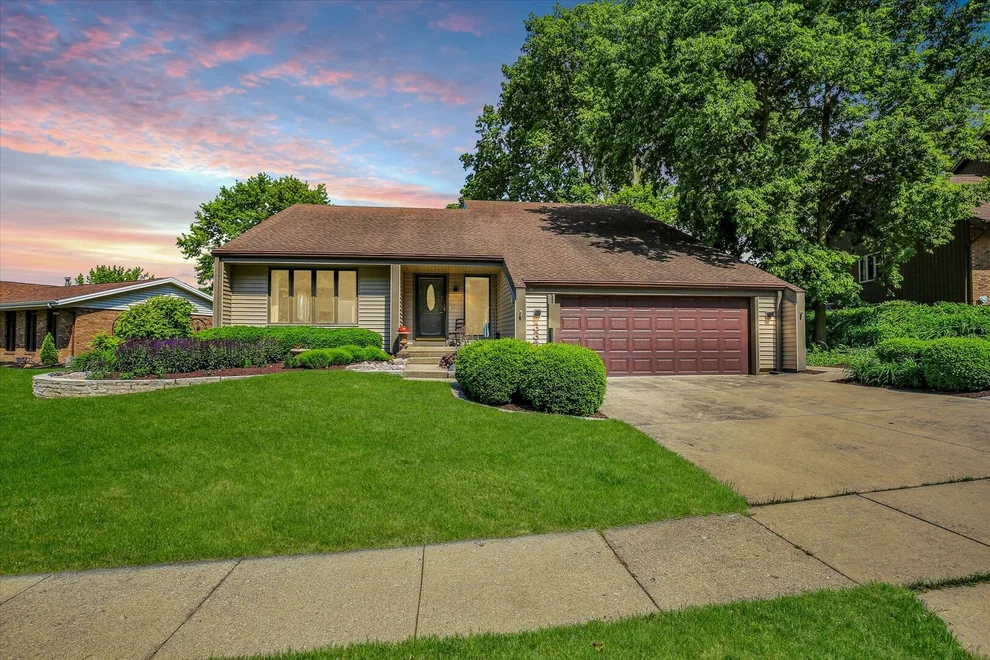 Unit for sale at 332 Indian Hills Drive, Rantoul, IL 61866