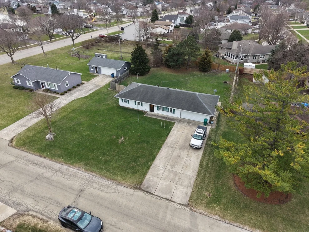 Unit for sale at 3002 Harris Drive, Joliet, IL 60431