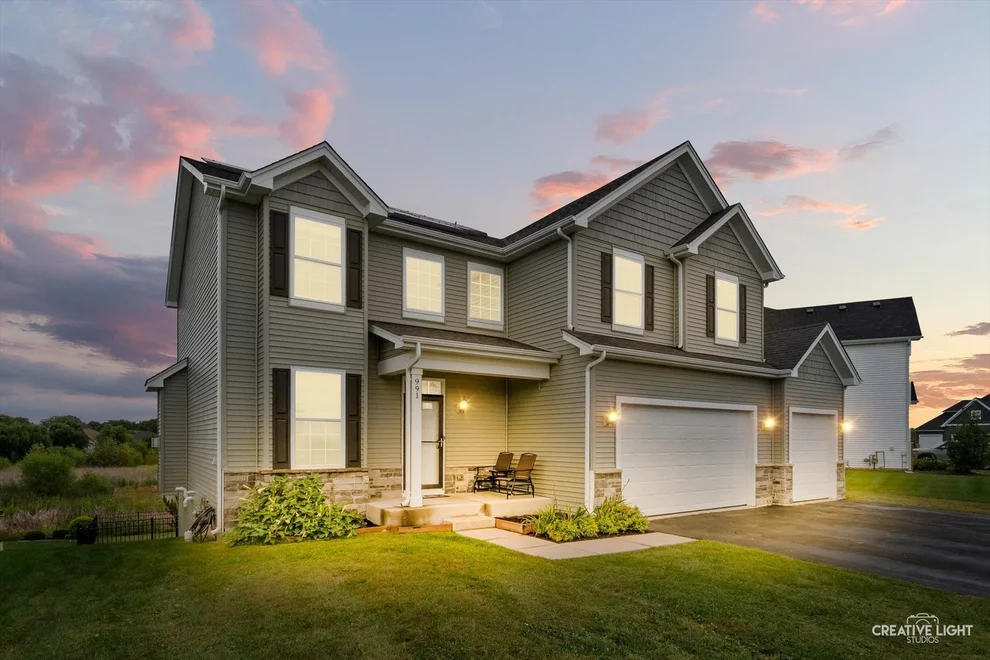 Unit for sale at 991 S Carly Circle, Yorkville, IL 60560