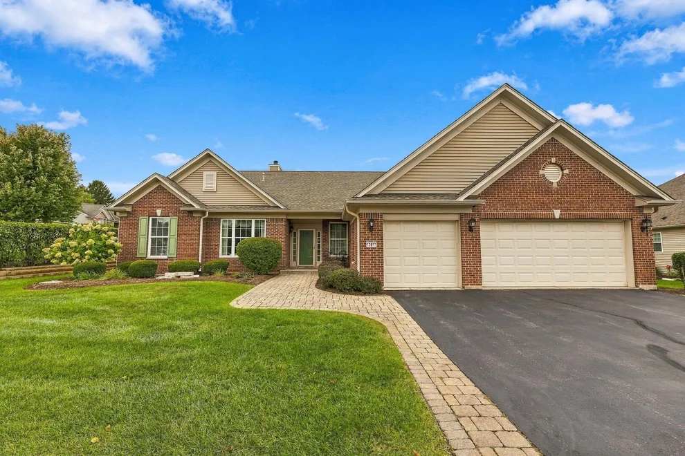 Unit for sale at 12817 Woodgrove Drive, Huntley, IL 60142