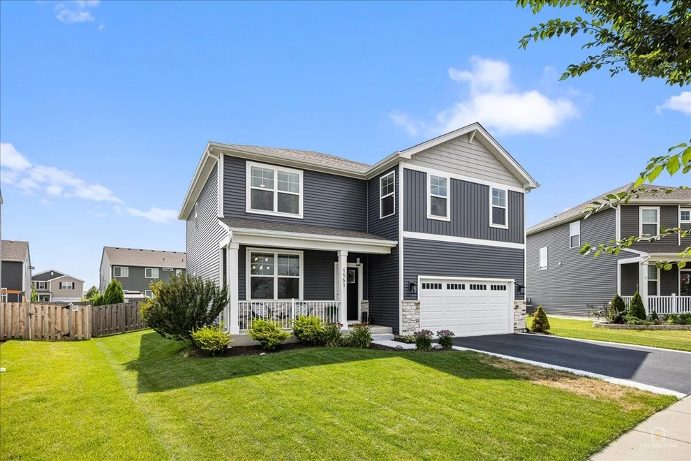 Unit for sale at 1561 Middleton Road, Pingree Grove, IL 60140