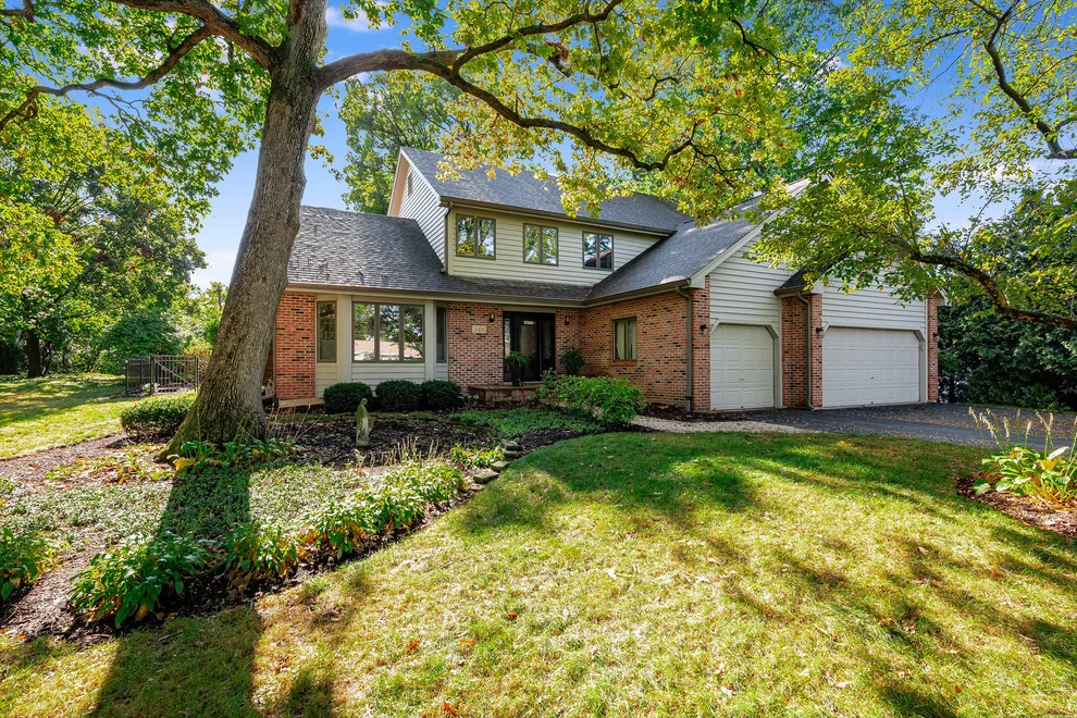 Unit for sale at 346 Meadowrue Lane, Batavia, IL 60510