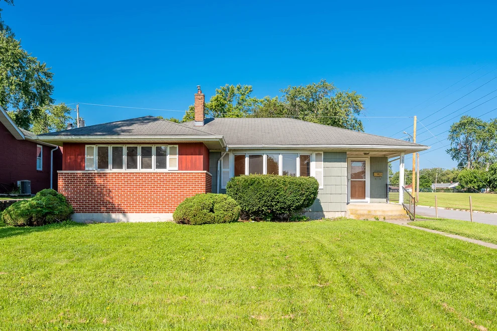 Unit for sale at 3002 Miller Avenue, South Chicago Heights, IL 60411