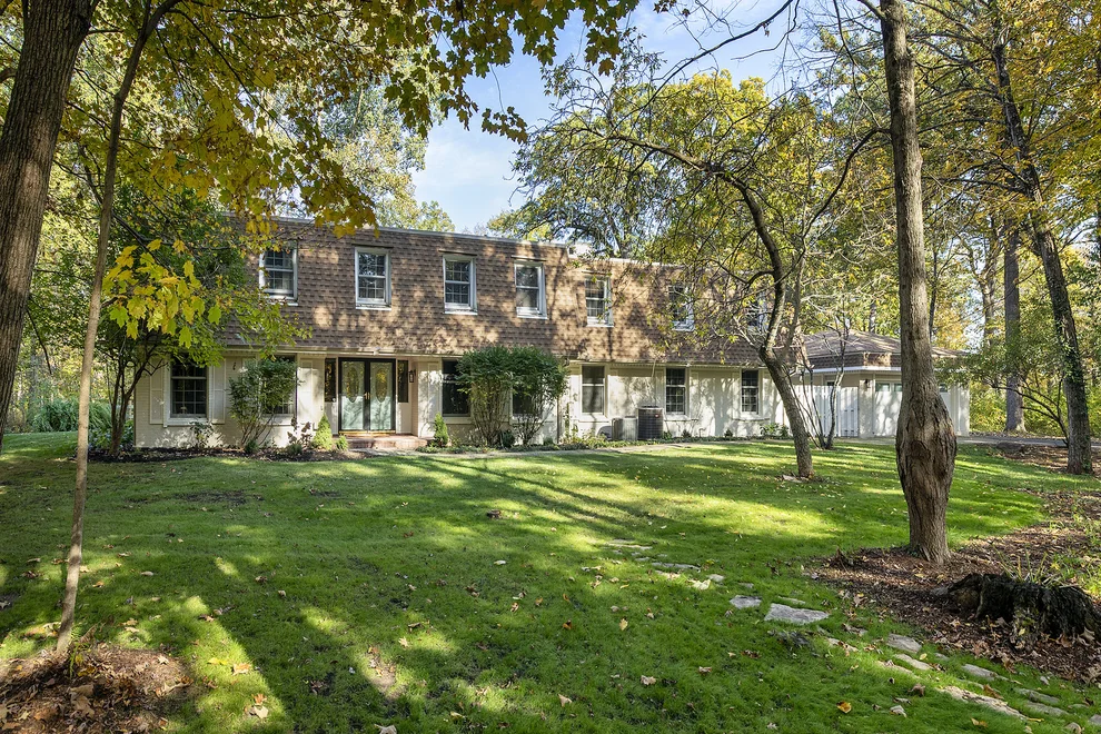 Unit for sale at 15420 W Little Saint Marys Road, Mettawa, IL 60048