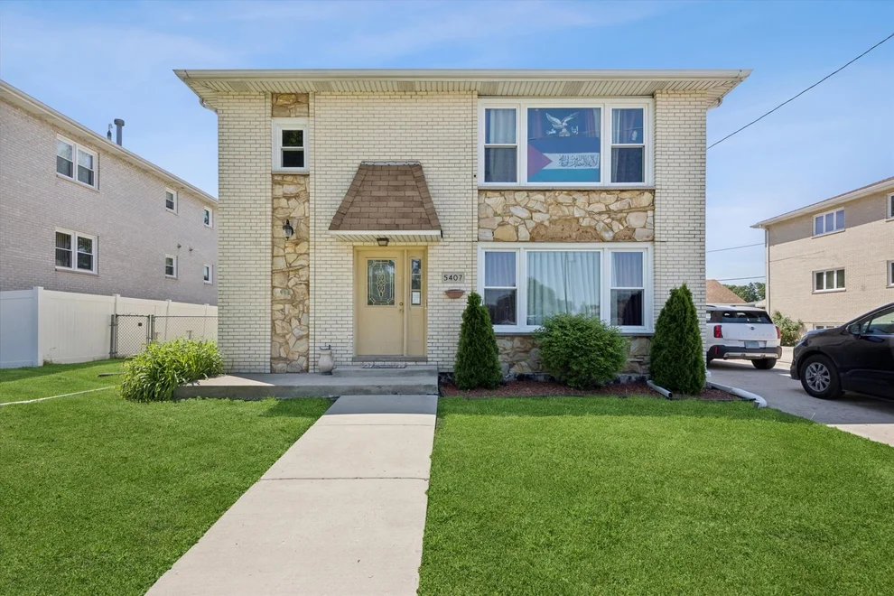 Unit for sale at 5407 W 87th Street, Oak Lawn, IL 60453