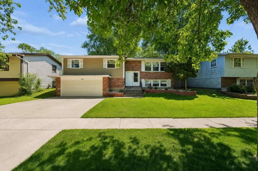 Unit for sale at 21601 Jeffrey Avenue, Sauk Village, IL 60411