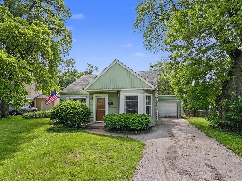Unit for sale at 9220 Monitor Avenue, Oak Lawn, IL 60453