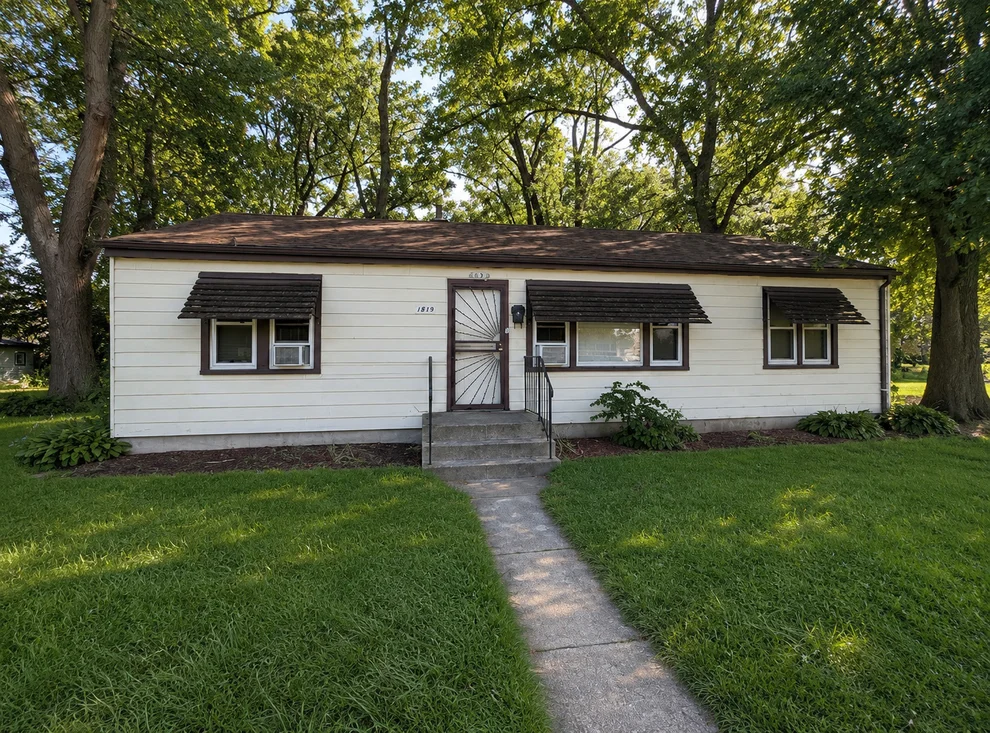 Unit for sale at 1819 167th Street, Hazel Crest, IL 60429
