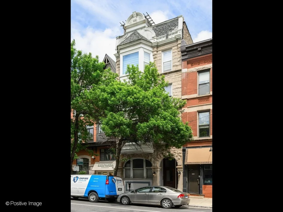 Unit for sale at 1120 W ARMITAGE Avenue, Chicago, IL 60614